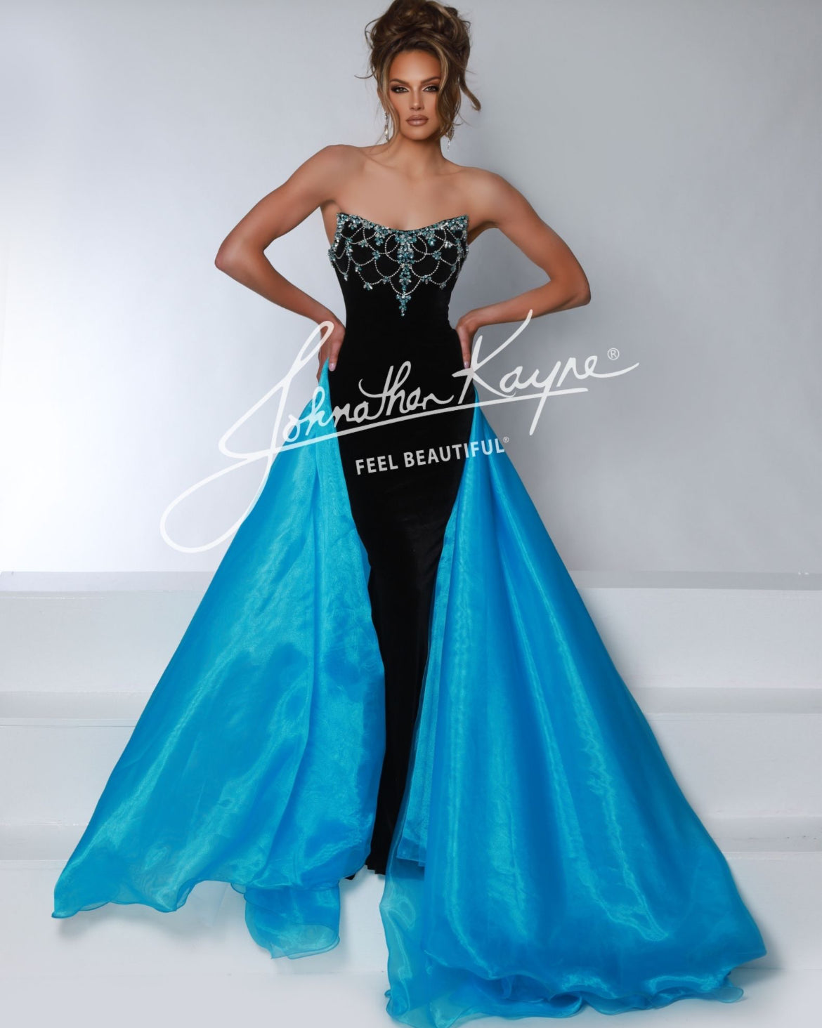 Johnathan Kayne 2945