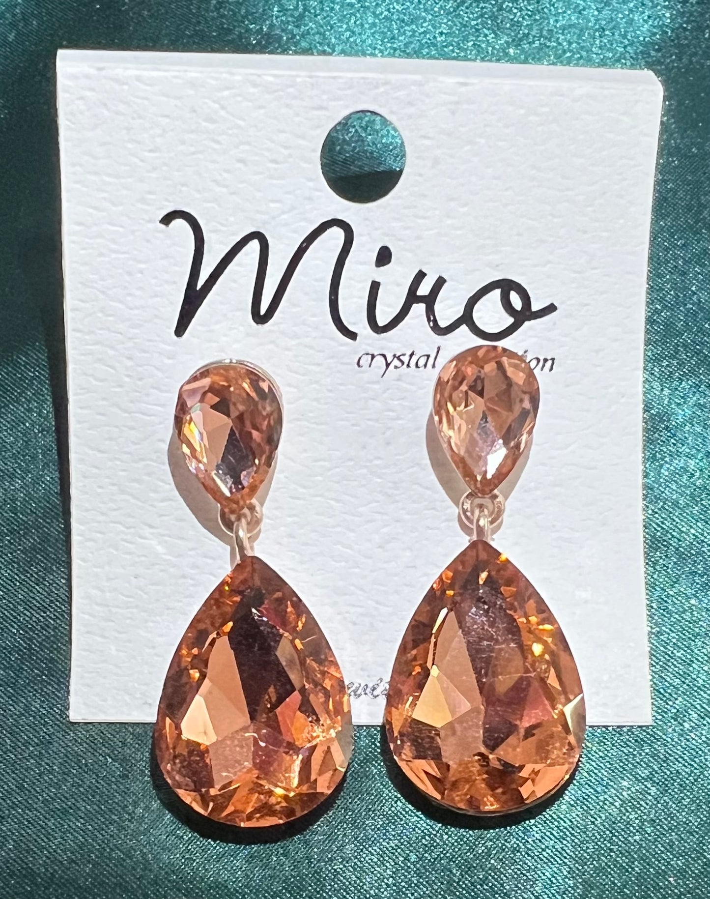Little’s Teardrop Earrings