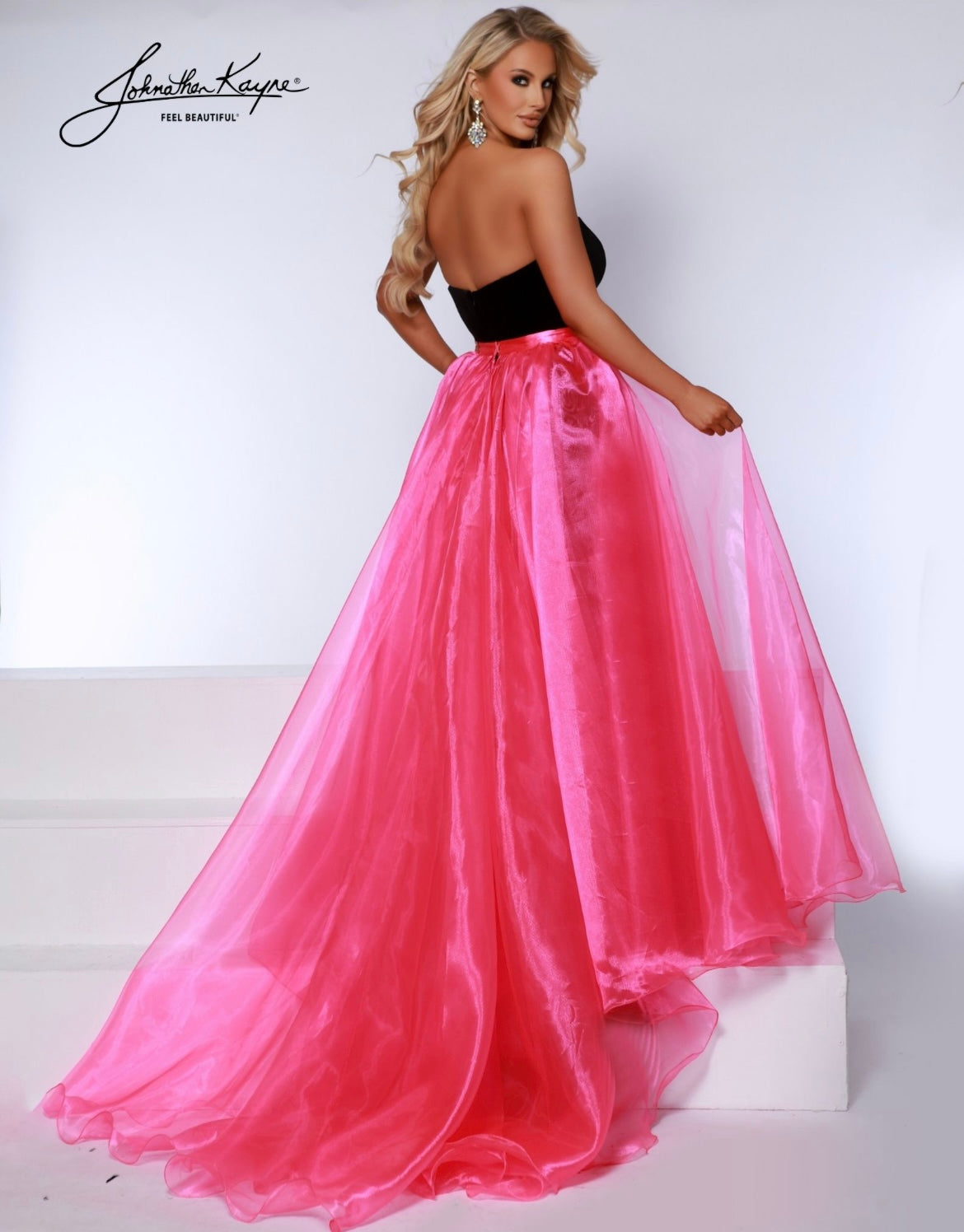 Johnathan Kayne Overskirt 1