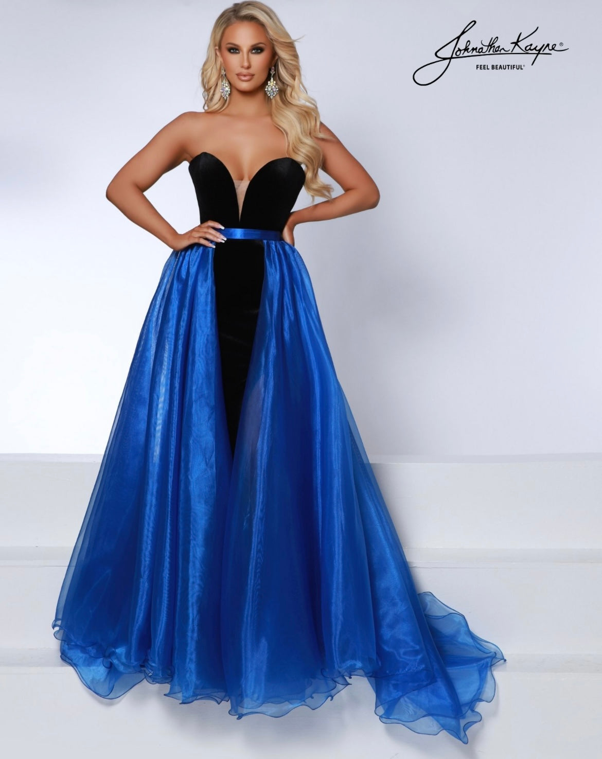 Johnathan Kayne Overskirt 1