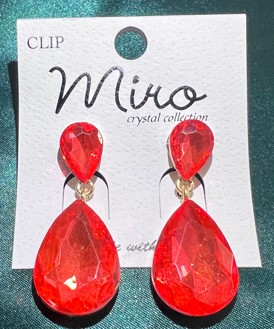 Little’s Clip-On Teardrop Earrings