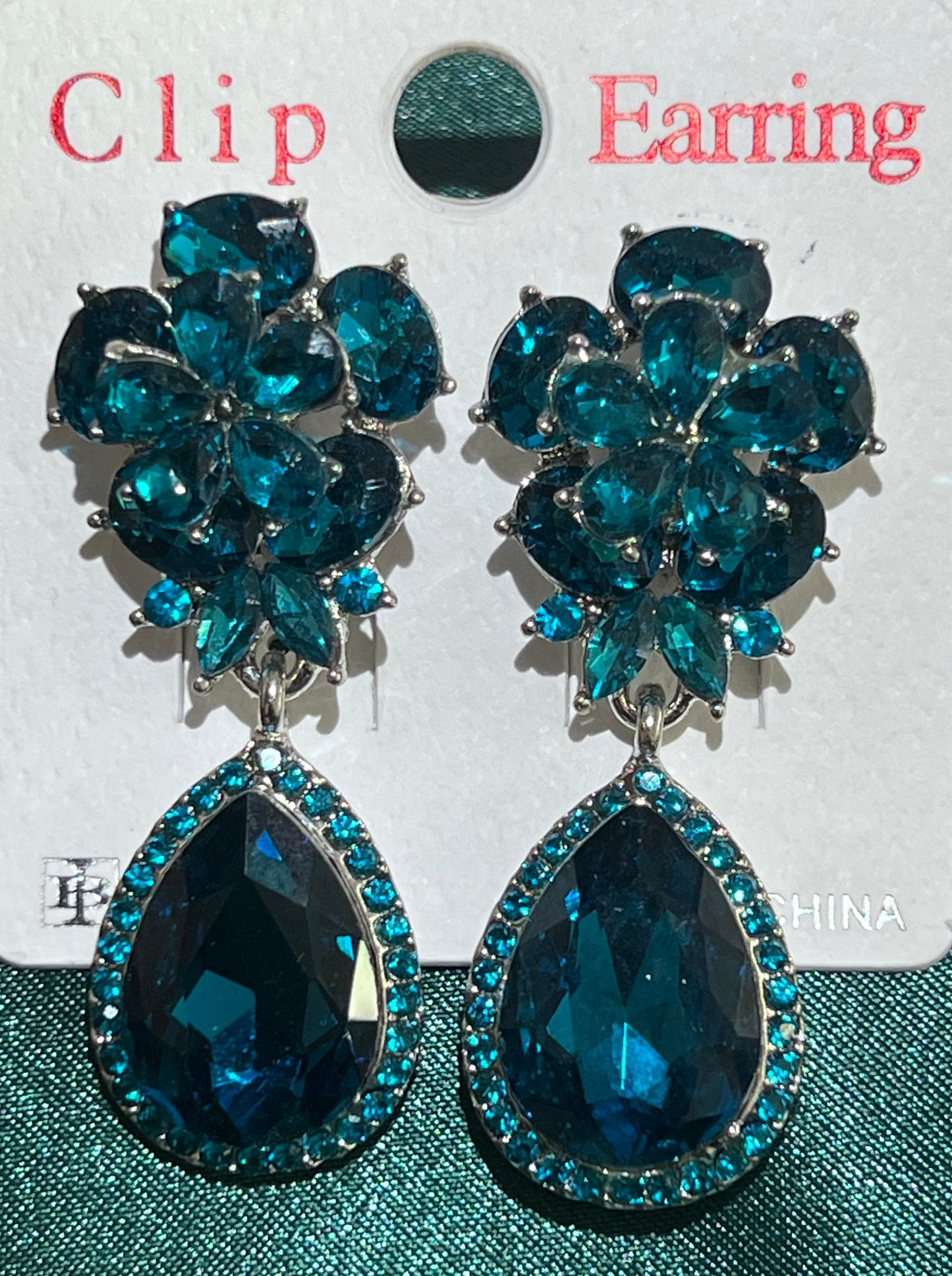Little’s Teardrop Earrings