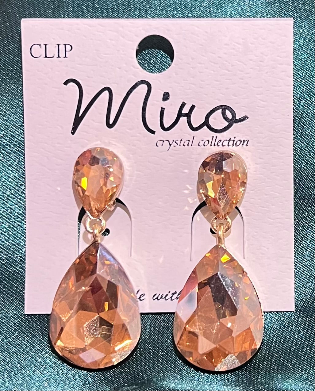 Little’s Clip-On Teardrop Earrings
