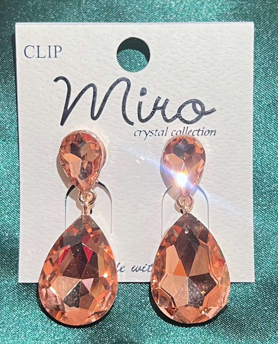 Little’s Clip-On Teardrop Earrings